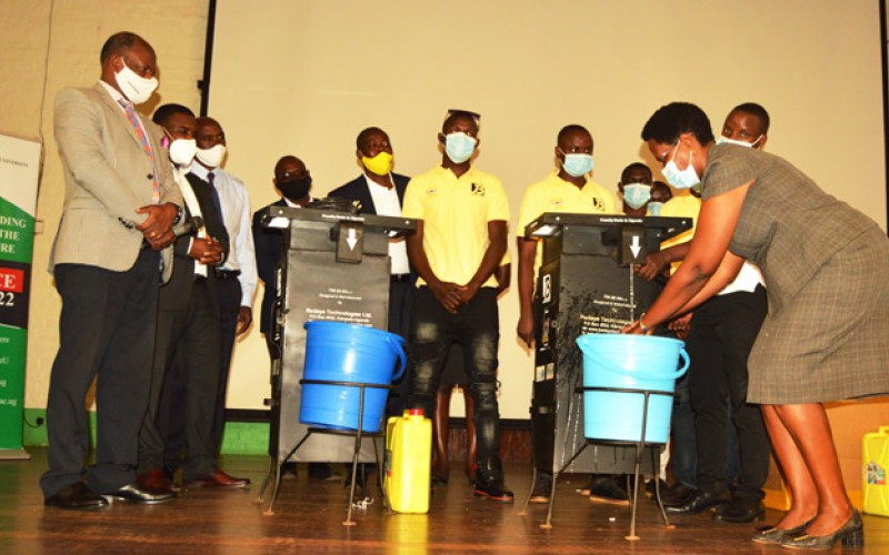 Makerere donates the Touchless Handwashing Kits to Mulago National Referral Hospital.
