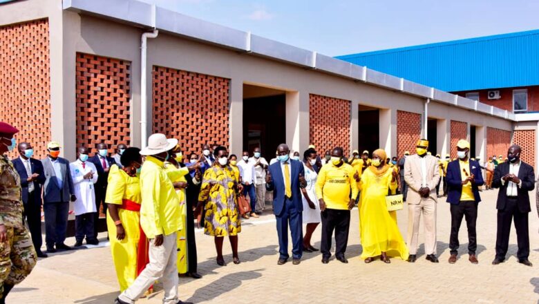 President Museveni Commissioned Regional Referral Hospital and a Fruit-factory  and  Lokopio Hills Technical Institute in west Nile