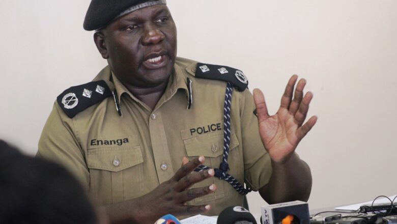 Private security companies arming guards with non-firing rifles, says police.