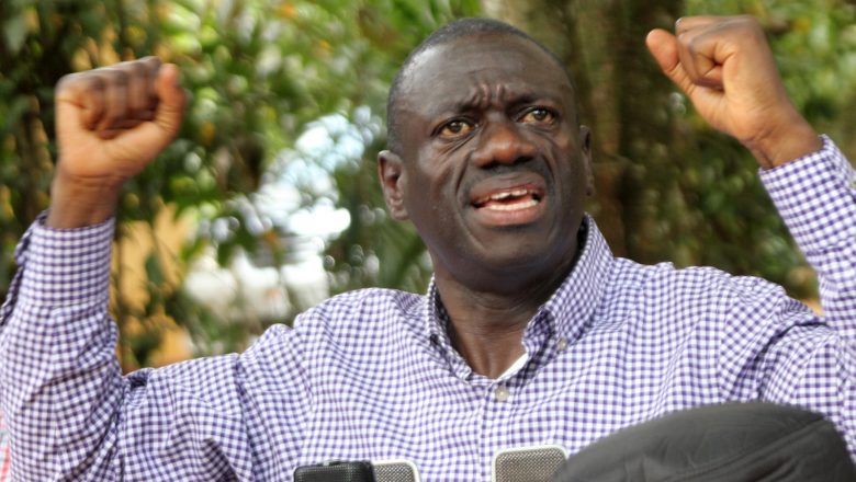 Court dismisses inciting violence charges against Besigye.
